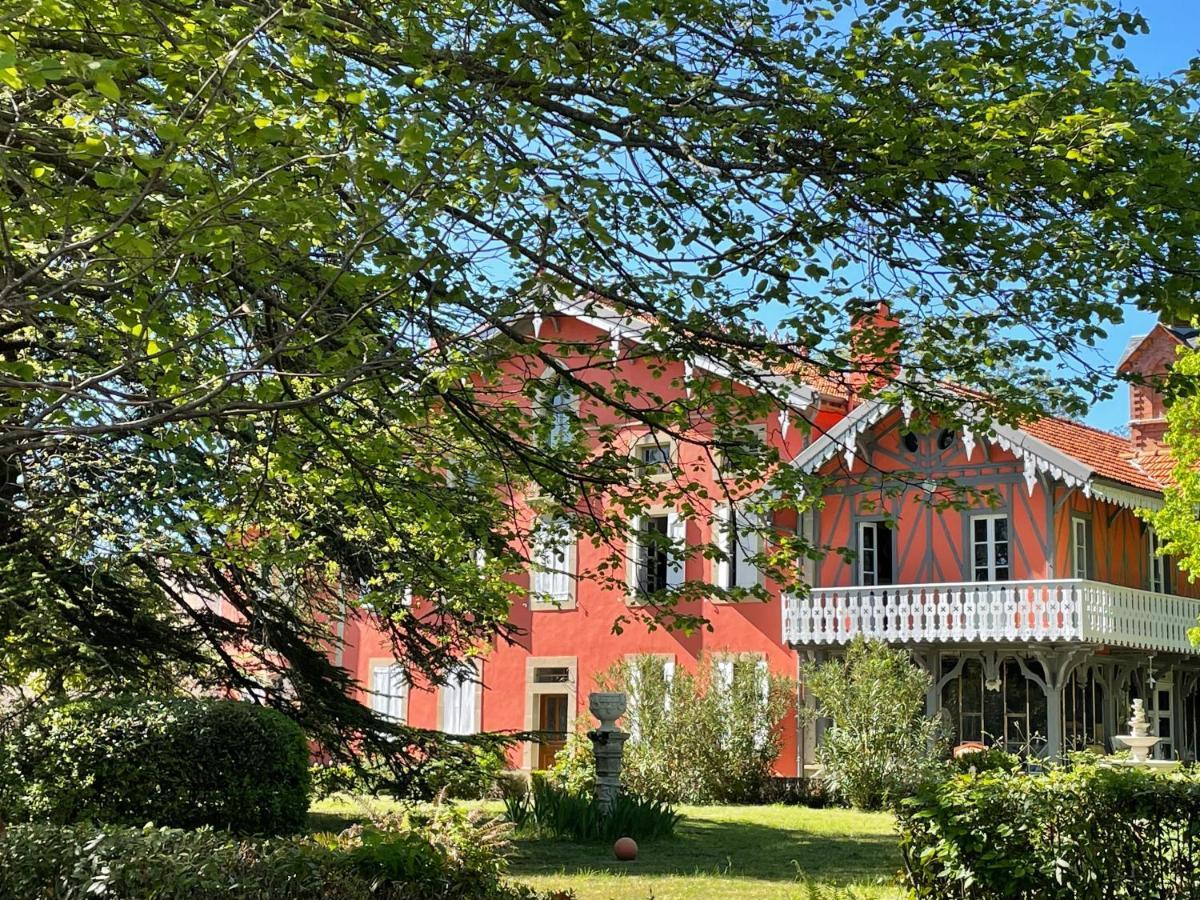 Domaine La Belle Histoire - Gite Cote Parc Besset エクステリア 写真